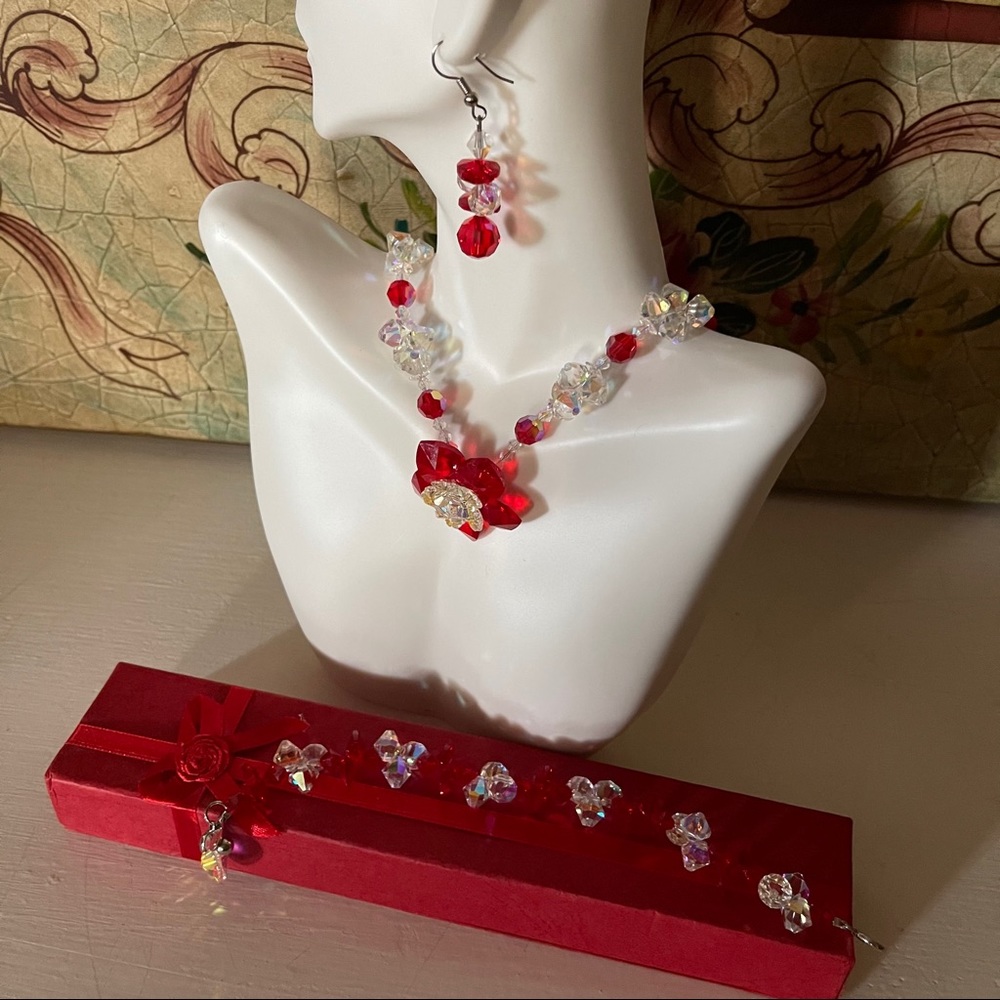 Swarovski Component Necklace/Bracelet/Earrings Set